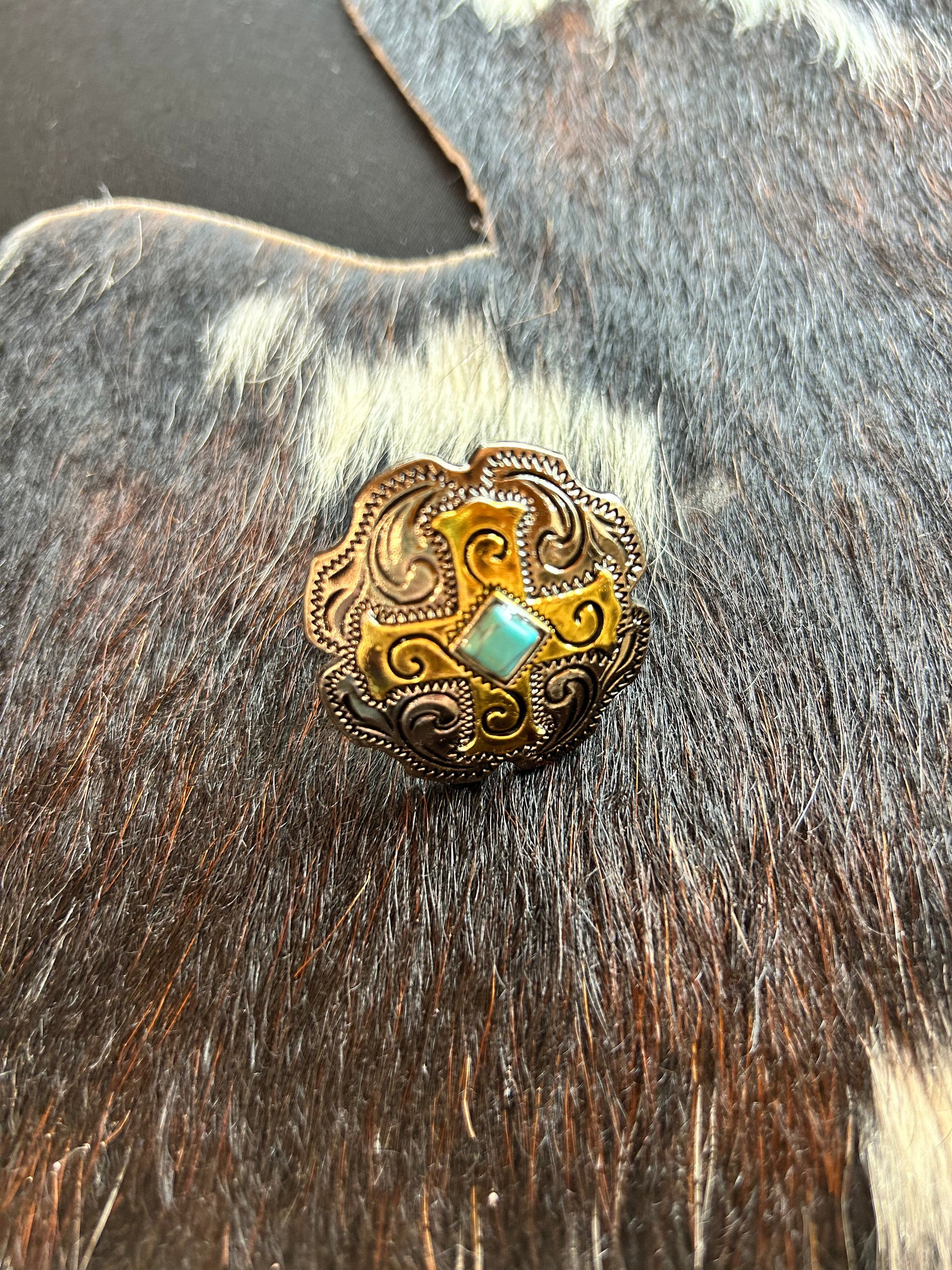 Western Conchos with Loops - Sweetwater Boutique