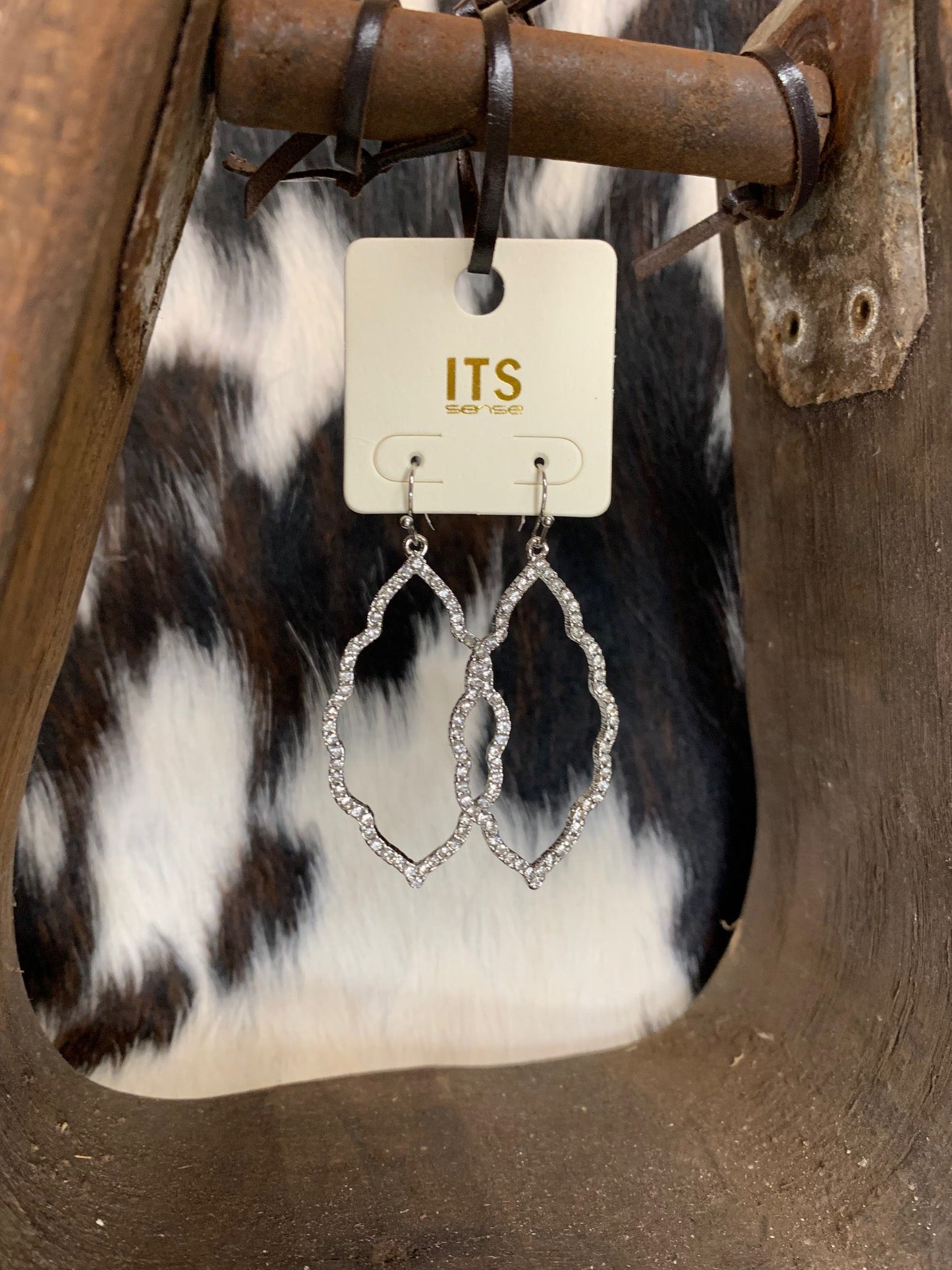 Night On The Town Earrings - Sweetwater Boutique