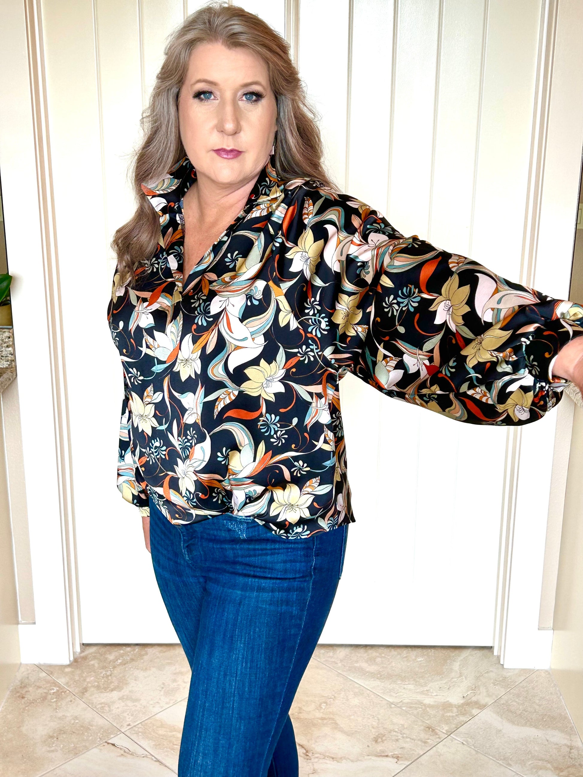 Liv Collared Floral Top - Sweetwater Boutique 